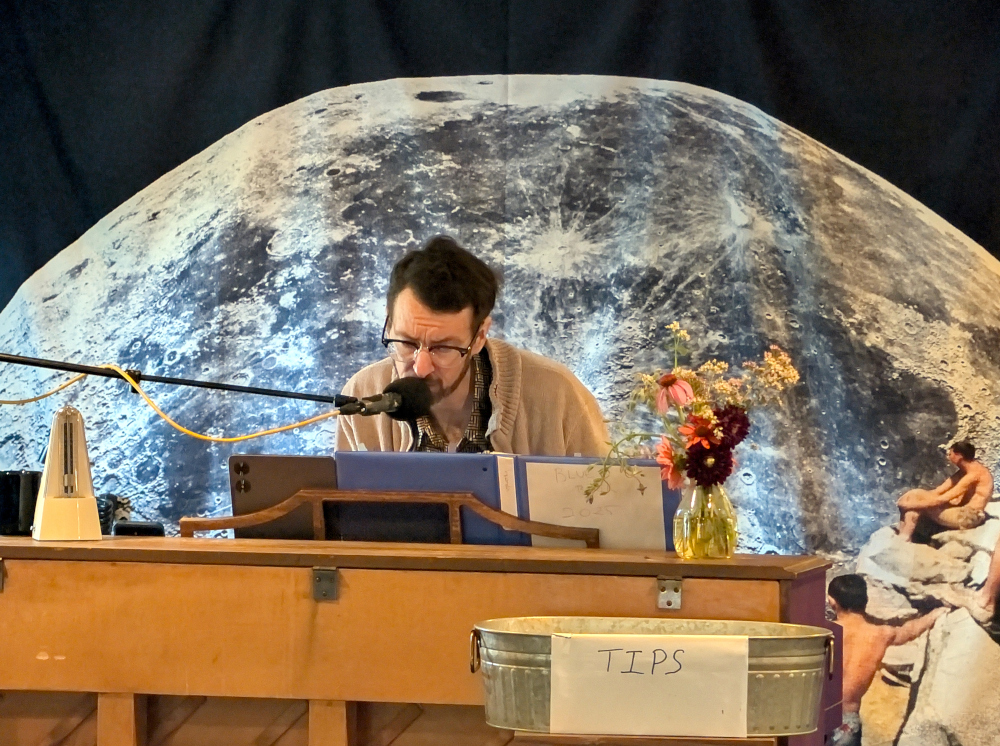 Chris Williams performing