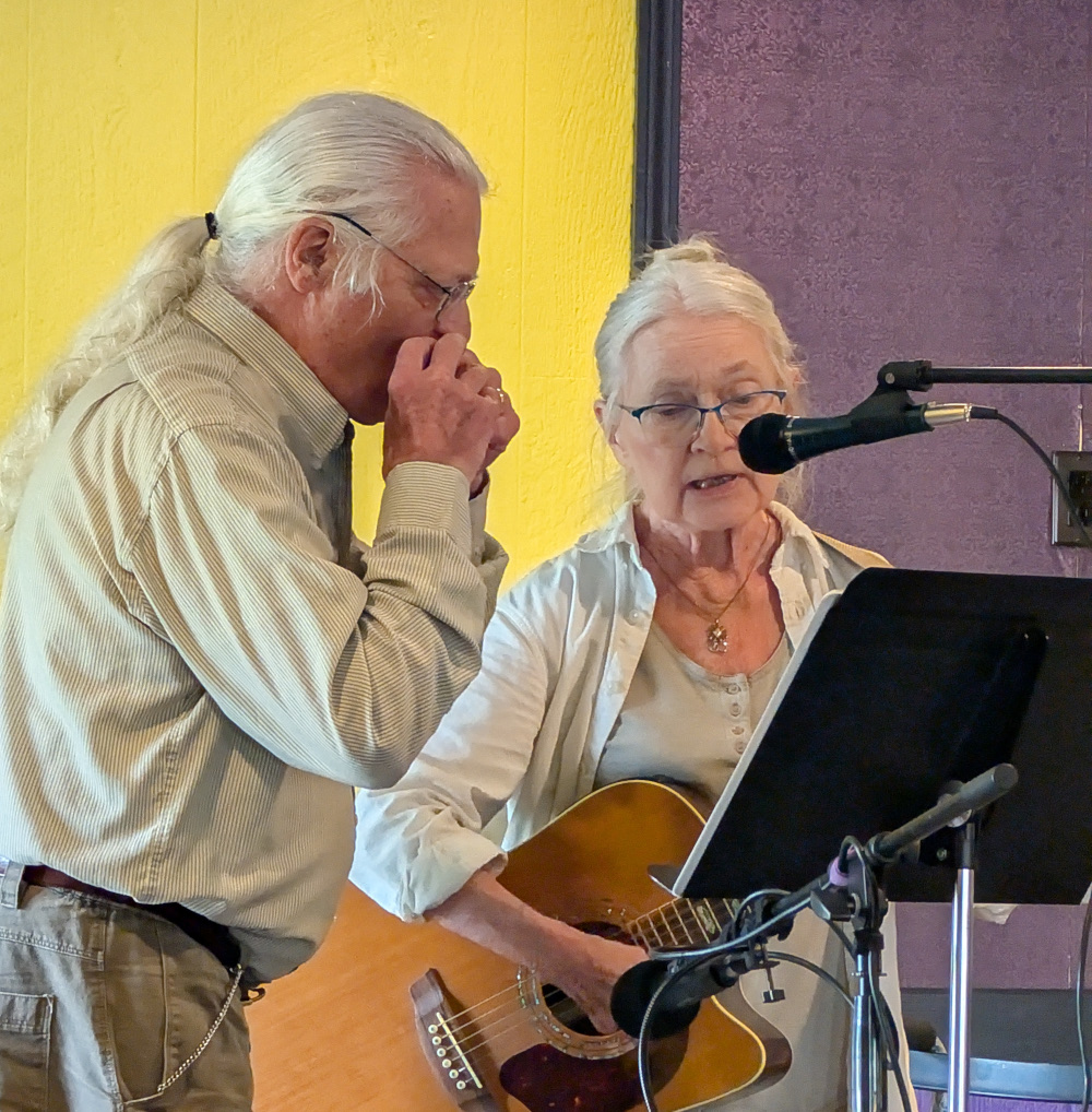 Jon & Marie performing