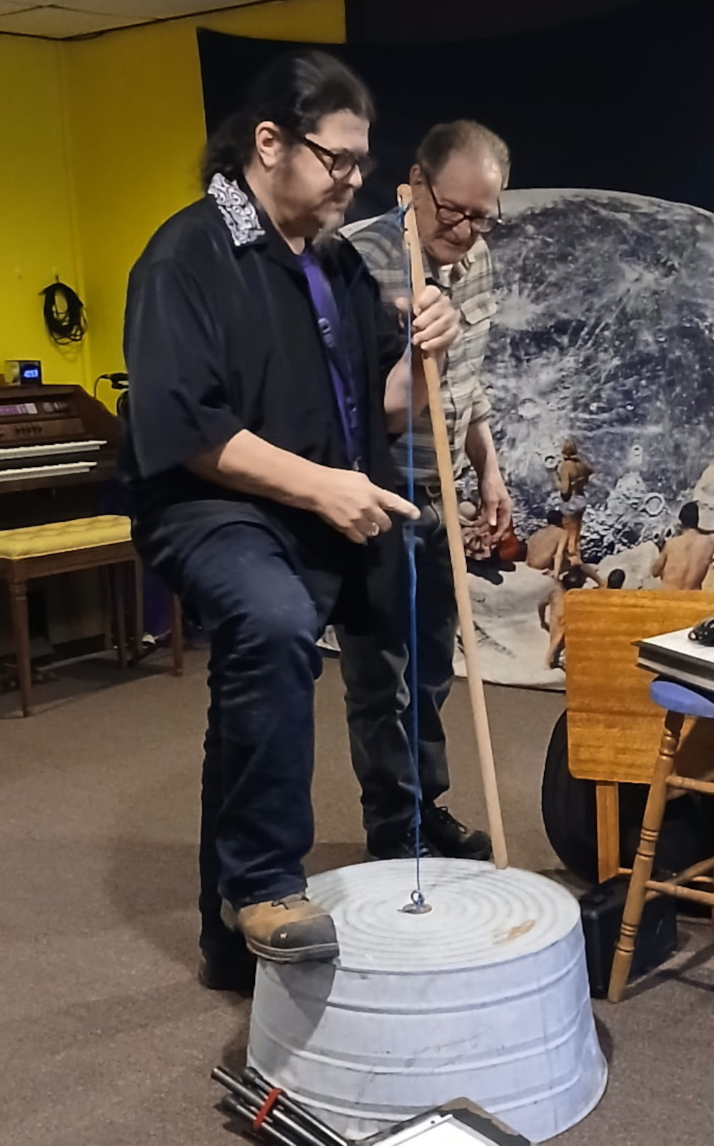 Bear Foot shows Birdy the bass
